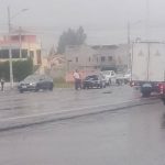 #Cotopaxi | Colisión entre dos vehículos en Yambo deja daños materiales