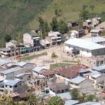 Sacerdote de Molleturo pide liberación de detenidos por el paro