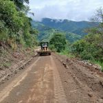 Prefectura de Zamora Chinchipe impulsa mantenimiento vial en el cantón Palanda